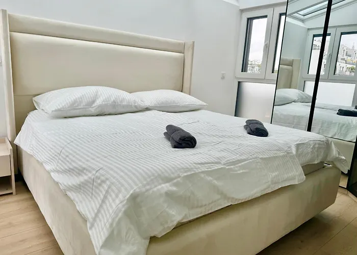 Apartamento Luxury Rooftop With Balcony - 15 Min To Center *