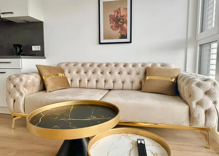 Apartamento Luxury Rooftop With Balcony - 15 Min To Center *