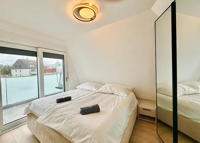 Apartamento Luxury Rooftop With Balcony - 15 Min To Center *