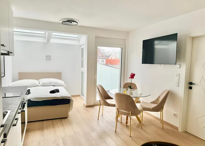 Apartamento Luxury Rooftop With Balcony - 15 Min To Center