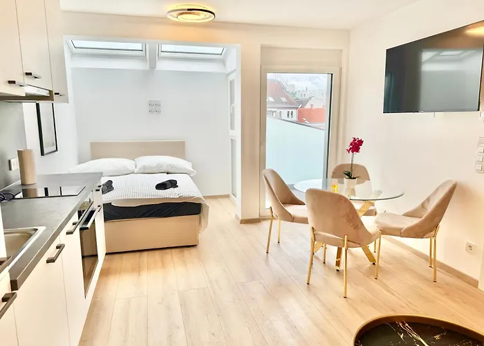 Apartamento Luxury Rooftop With Balcony - 15 Min To Center Viena